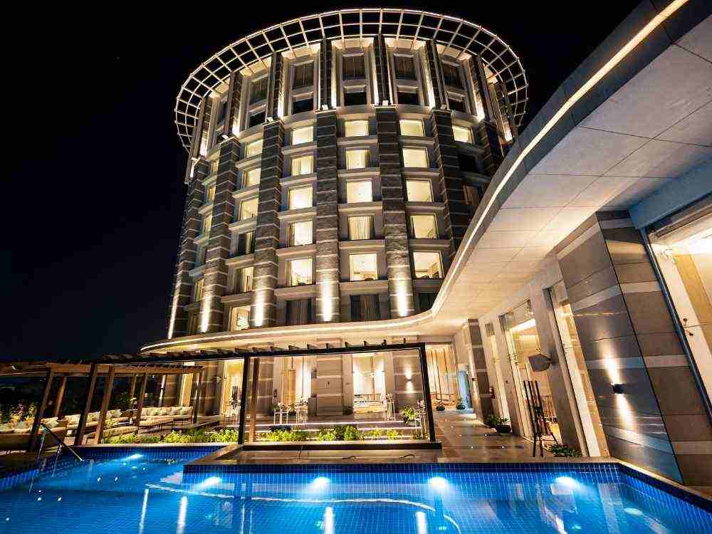 Lyfe hotels